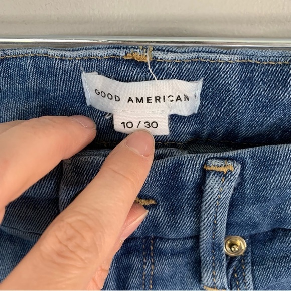 GOOD AMERICAN Good Legs Skinny Jeans in Blue 655 - Picture 6 of 7